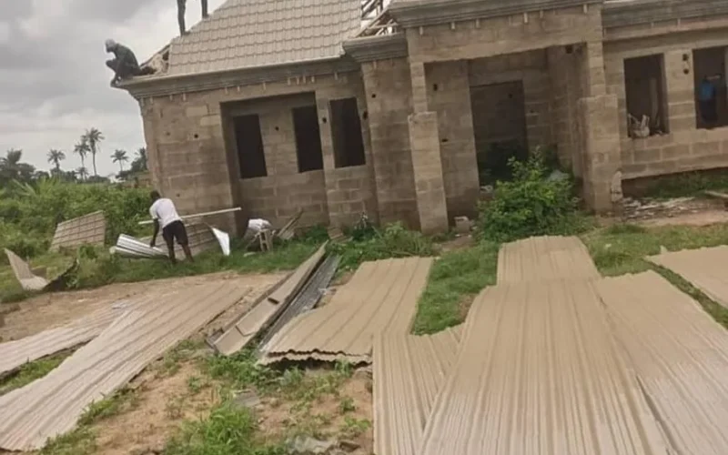 Original vs Fake Roofing Materials: How to Tell the Difference